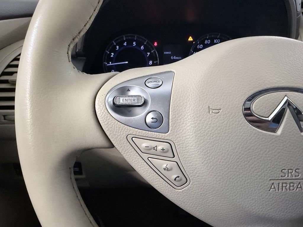 Used 2015 INFINITI QX70 2WD w/ Premium Package image 25