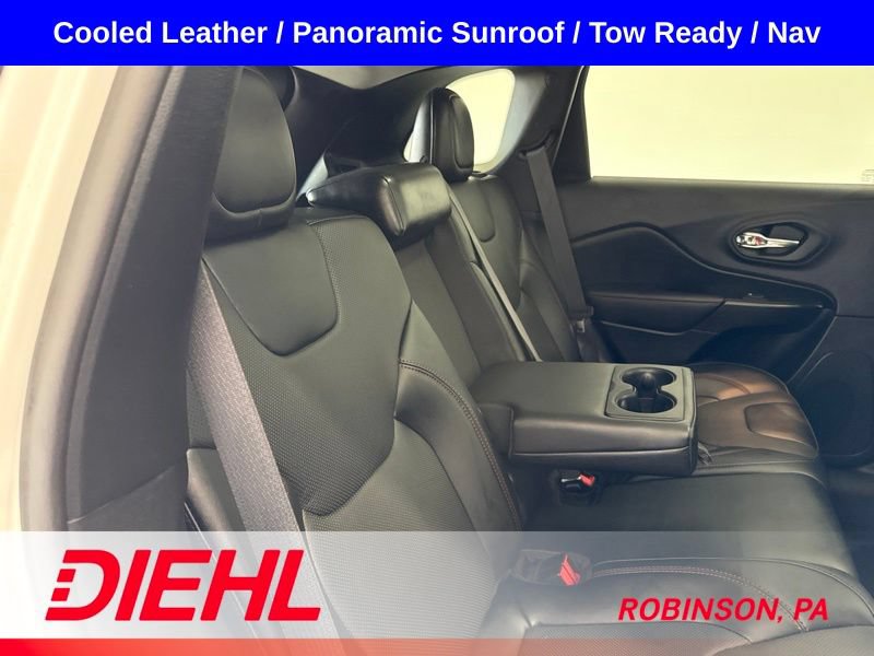 Used 2022 Jeep Cherokee Trailhawk w/ Sun, Sound & Nav Group AWD/4WD image 13