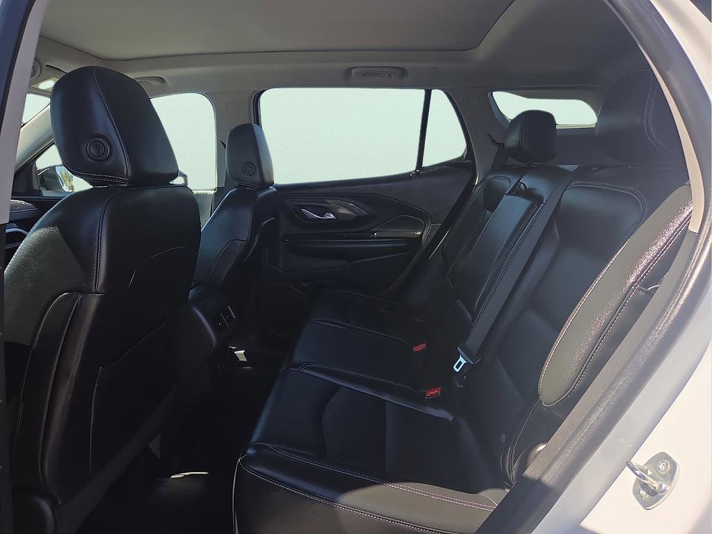 Used 2023 GMC Terrain SLT w/ Elevation Edition FWD image 8