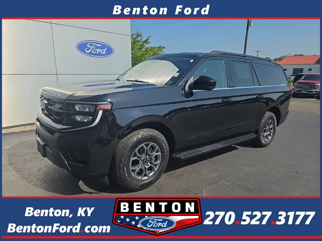 Used 2025 Ford Expedition Max Active AWD/4WD image 1