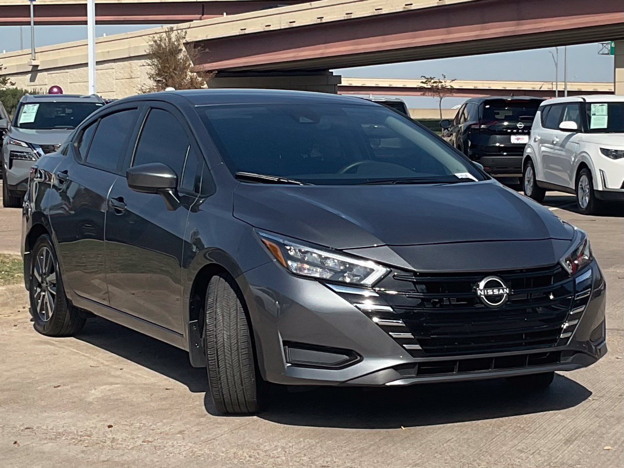 Used 2025 Nissan Versa SV w/ Trunk Package FWD image 3