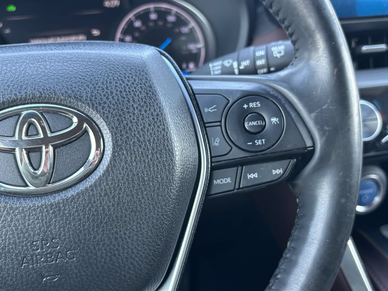 Used 2021 Toyota Venza XLE w/ Softex Package AWD/4WD image 15