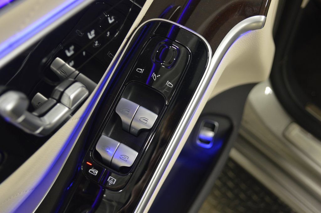 Used 2024 Mercedes-Benz S 580e 4MATIC Sedan image 18