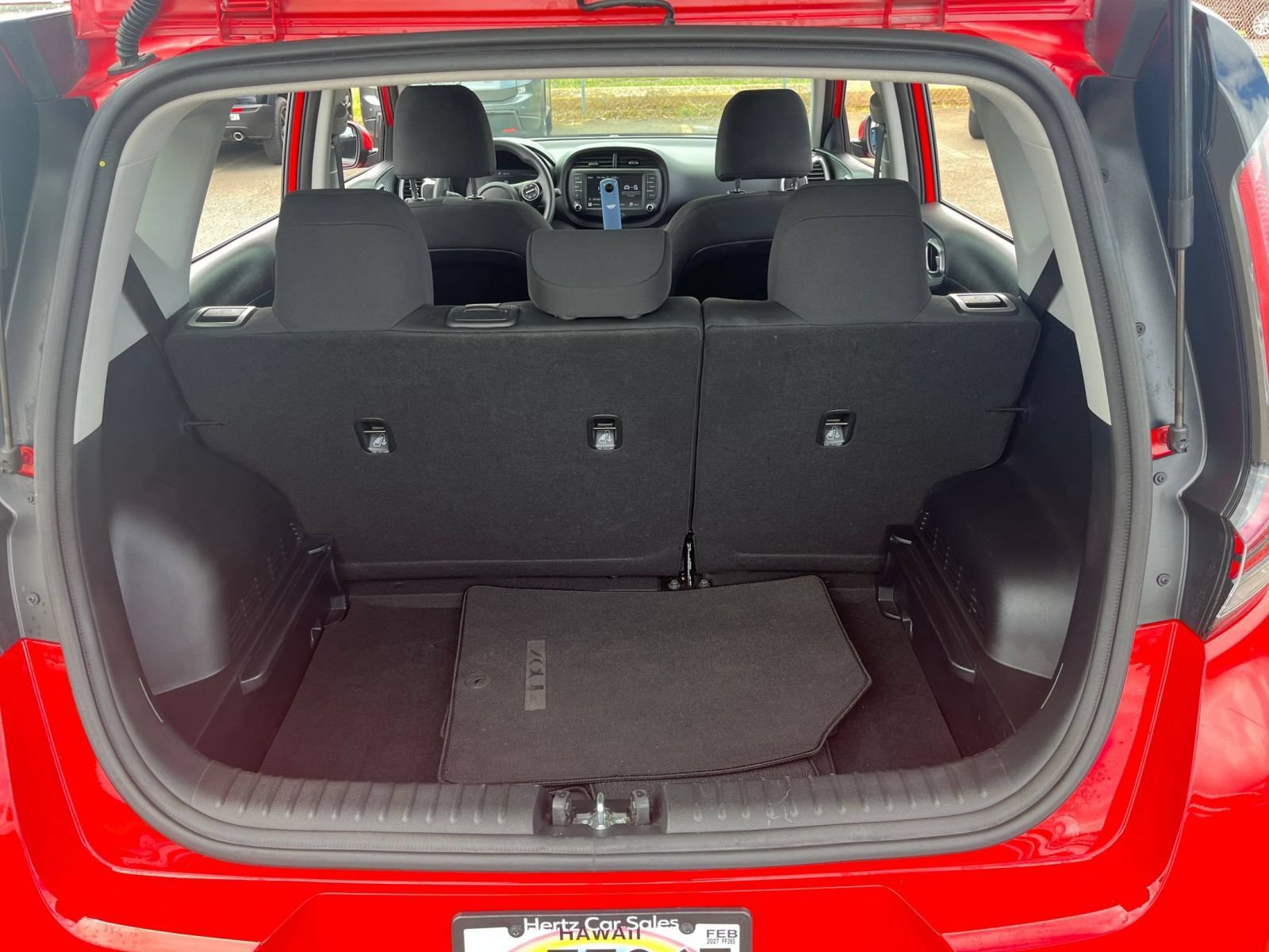 Used 2025 Kia Soul LX w/ LX Technology Package FWD image 28