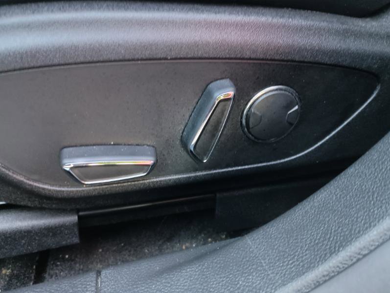 Used 2017 Lincoln MKZ Premiere image 12