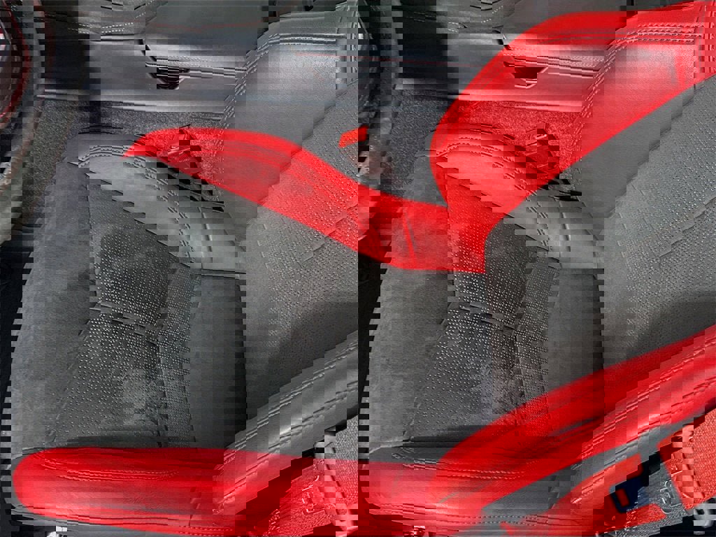 Used 2023 Chevrolet Corvette w/ Z51 Performance Package image 15