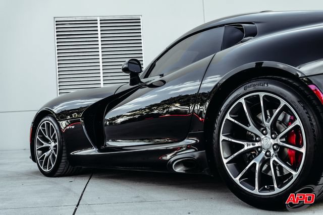 Used 2014 SRT Viper GTS w/ GTS Laguna Interior Package RWD image 35