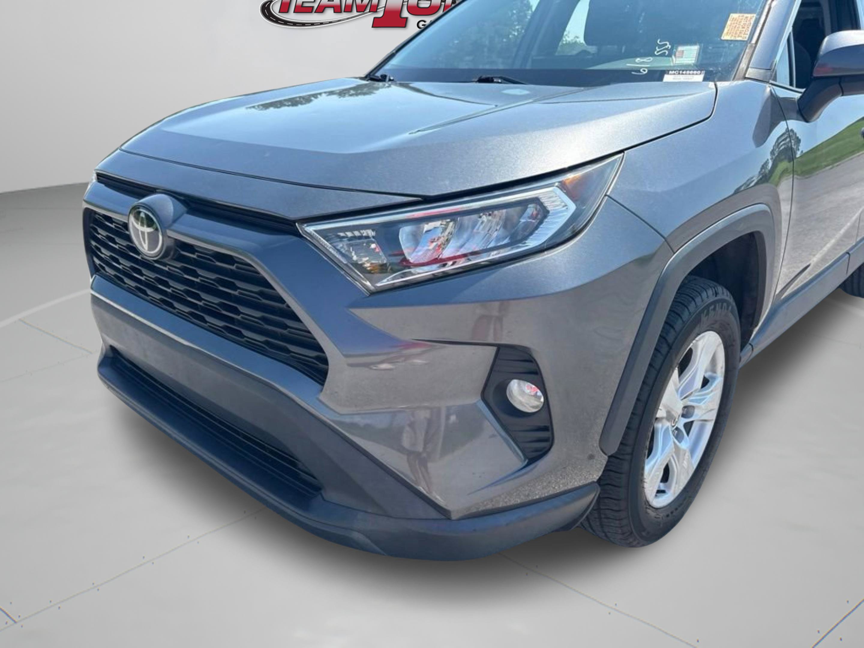 Used 2021 Toyota RAV4 XLE w/ Convenience Package FWD image 35