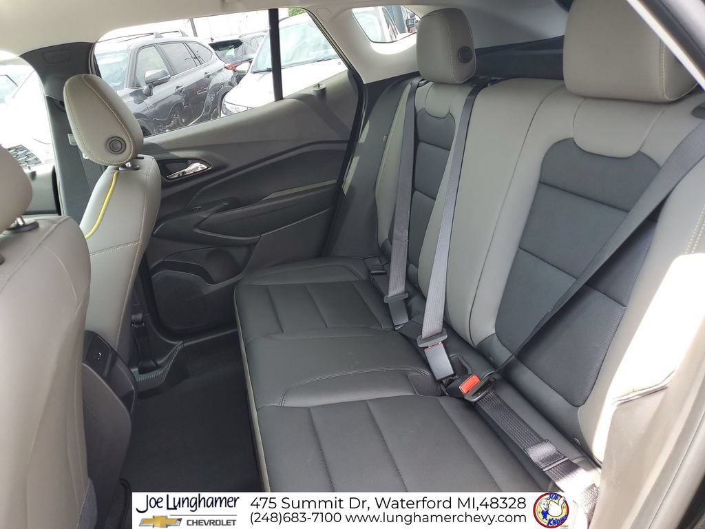 Certified 2025 Chevrolet Trax ACTIV w/ Driver Confidence Package FWD image 24