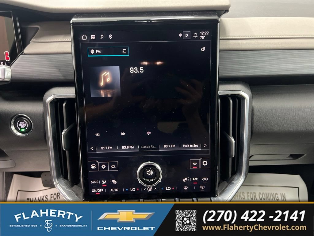 Used 2026 GMC Acadia Elevation w/ Elevation Premium Package FWD image 30