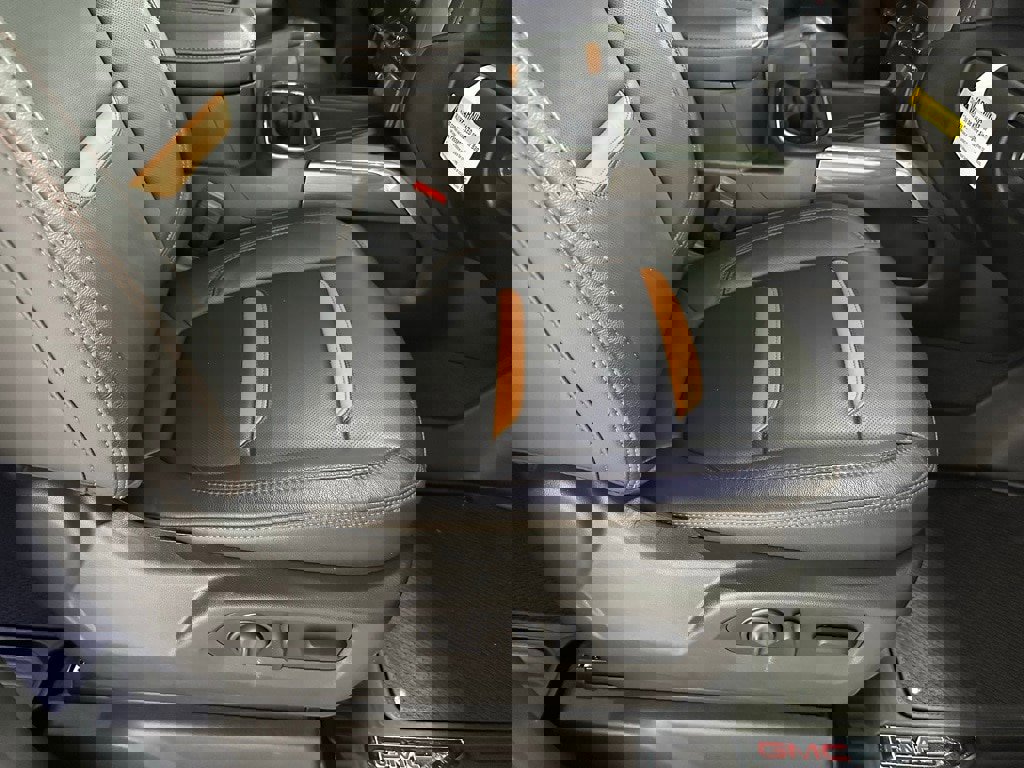 Used 2022 GMC Sierra 2500 AT4 image 59