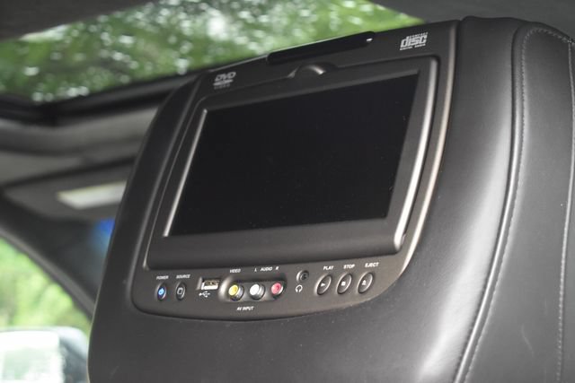 Certified 2019 Cadillac Escalade ESV Platinum AWD/4WD image 19