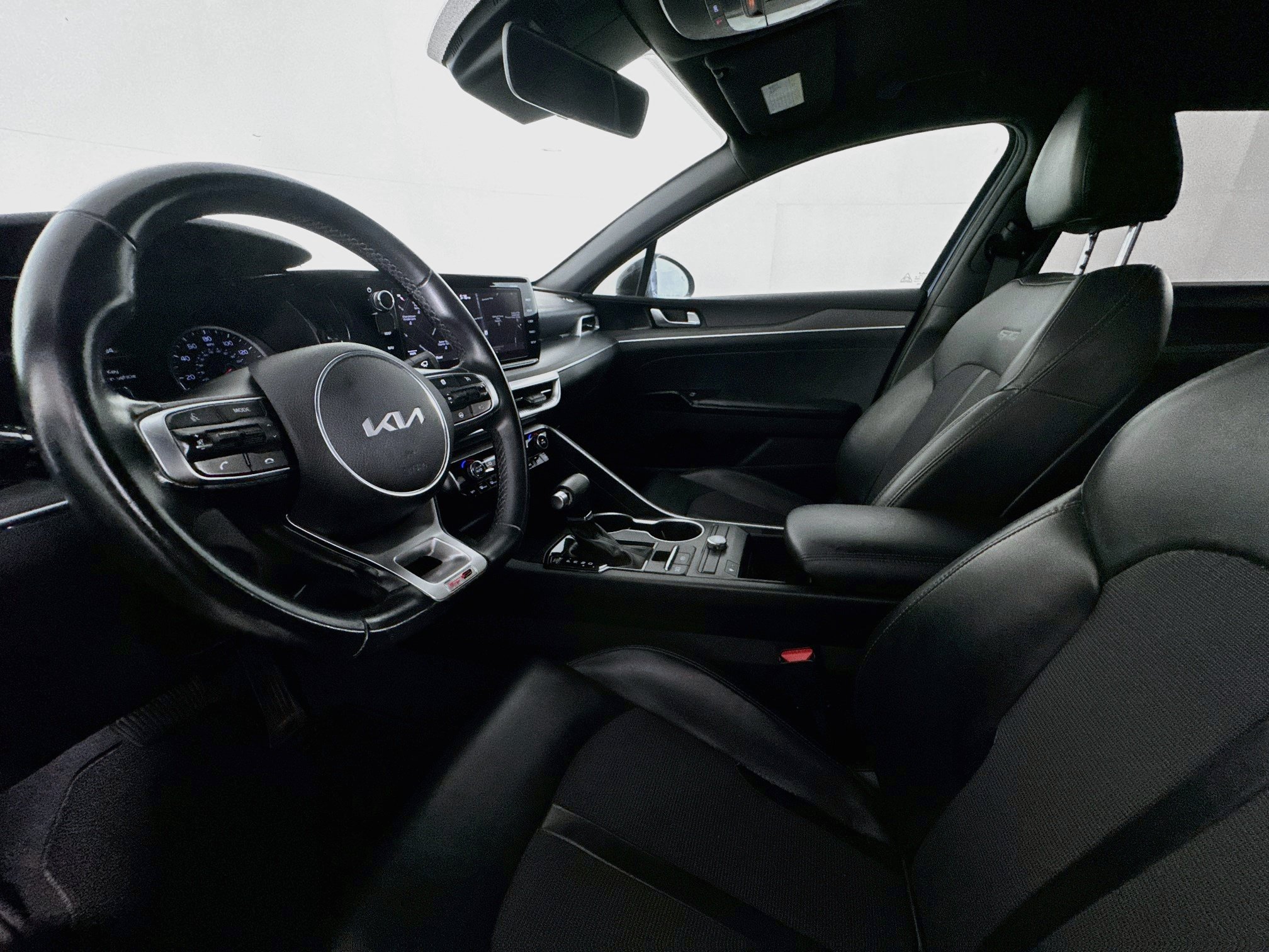 Used 2022 Kia K5 GT-Line FWD image 20