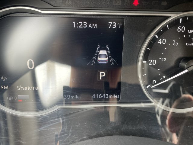 Used 2024 Nissan Versa SV FWD image 12
