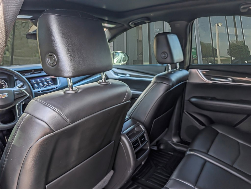 Used 2022 Cadillac XT5 Sportv w/ LPO, ONYX Package image 14