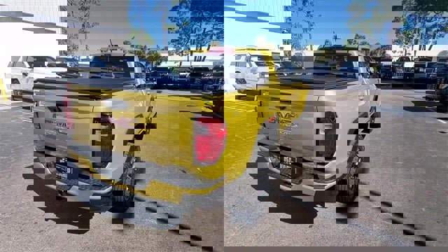 Used 2023 GMC Canyon Elevation w/ Convenience Package image 42