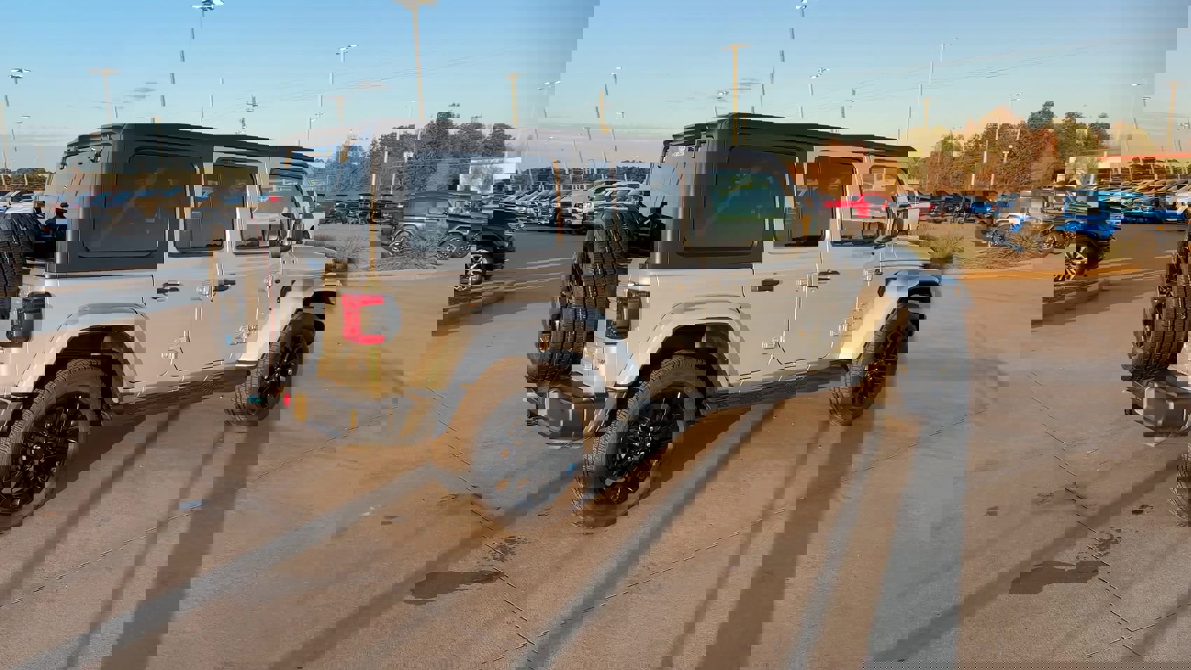 New 2023 Jeep Wrangler Sahara w/ Cold Weather Group image 8