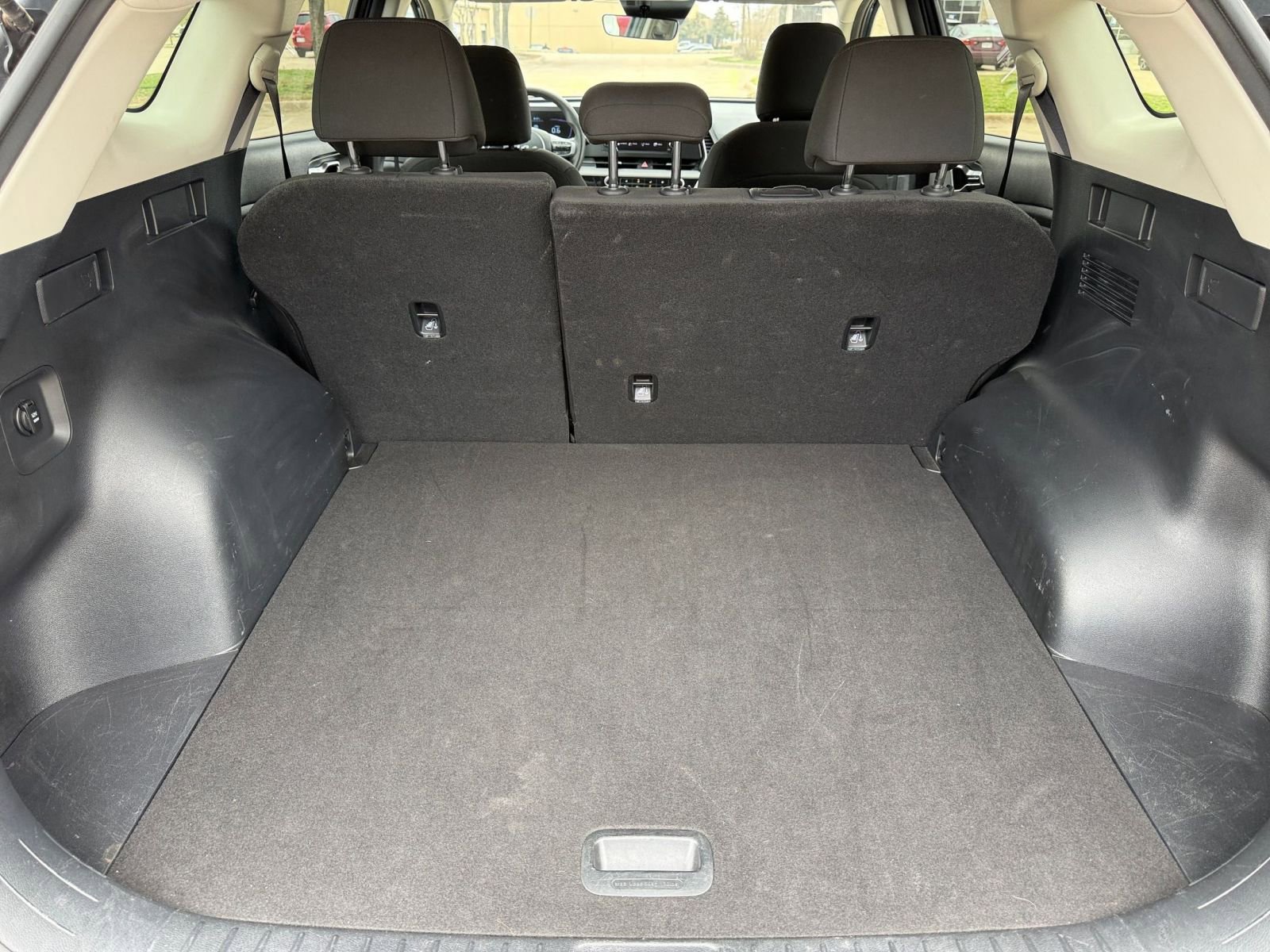 Used 2025 Kia Sportage LX image 31