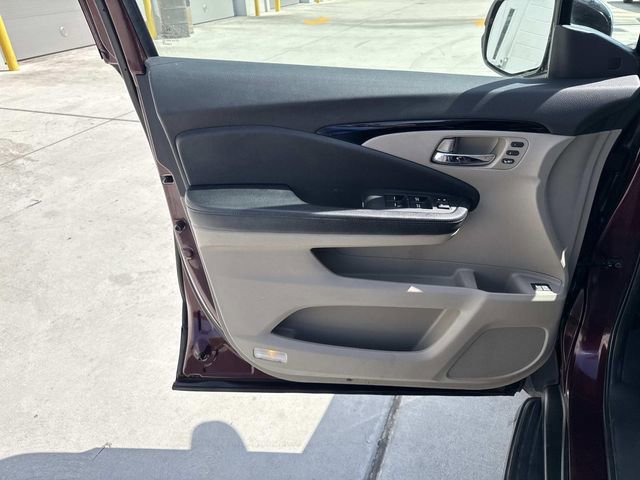 Used 2016 Honda Pilot Elite image 19