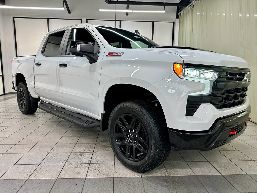 New 2026 Chevrolet Silverado 1500 LT Trail Boss w/ Safety Package image 3