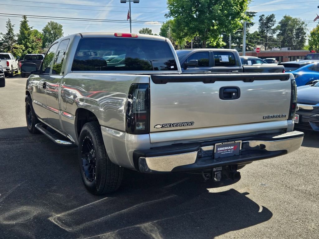 Used 2004 Chevrolet Silverado 1500 LT w/ Light Duty Power Package RWD image 5