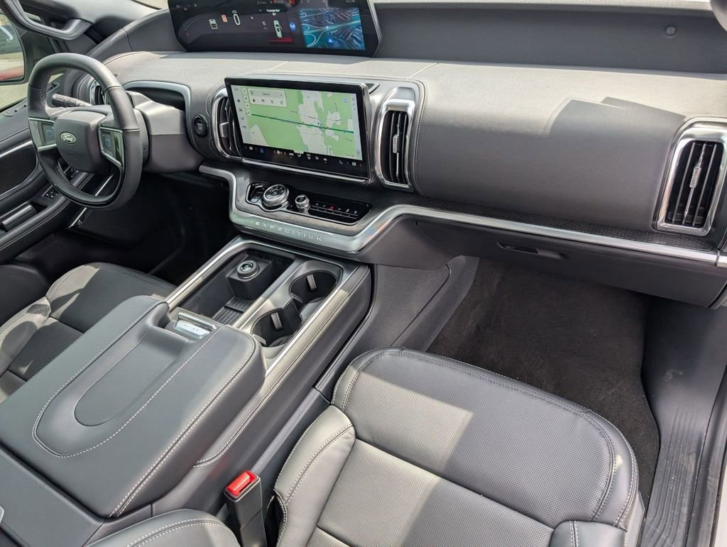 New 2025 Ford Expedition Platinum w/ Stealth Performance Package image 51