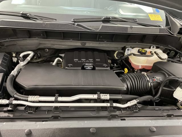 Used 2023 Chevrolet Silverado 1500 LT AWD/4WD image 30