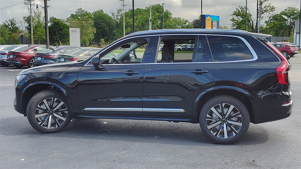 New 2026 Volvo XC90 B5 Core w/ Protection Package Premier image 5