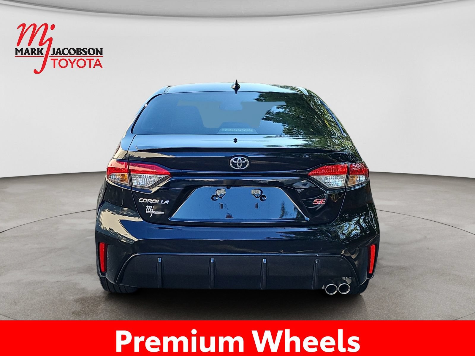 Used 2025 Toyota Corolla SE FWD image 11