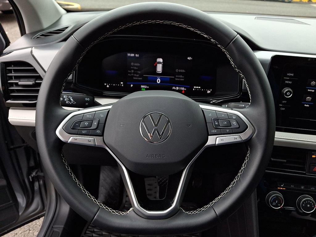 Used 2025 Volkswagen Taos S image 18
