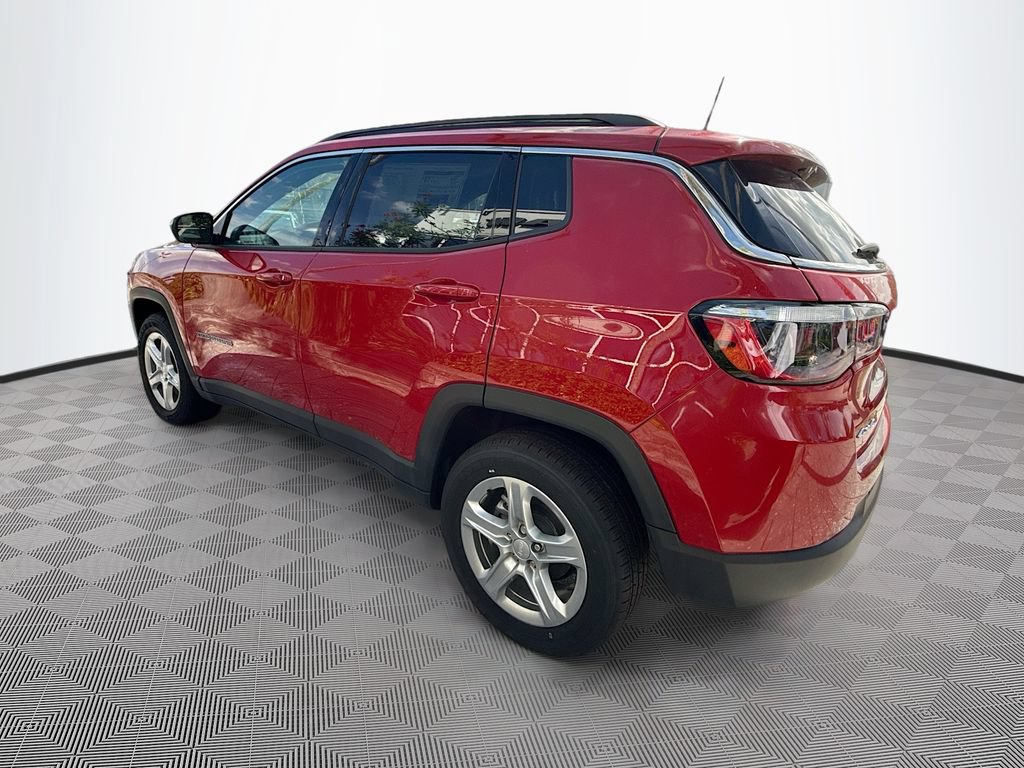 New 2023 Jeep Compass Latitude AWD/4WD image 4
