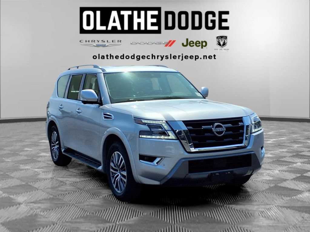 Used 2024 Nissan Armada SL w/ Captain's Chairs Package AWD/4WD image 32