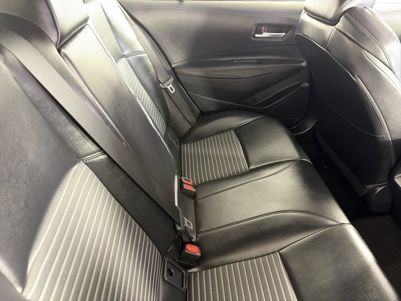 Used 2024 Toyota Corolla XSE FWD image 24