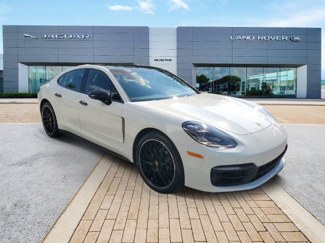 Used 2023 Porsche Panamera Platinum Edition RWD image 3