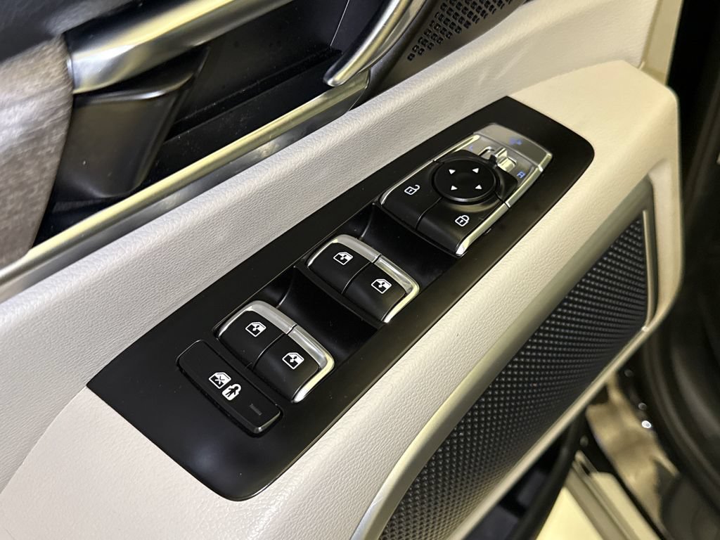 Used 2022 Kia Telluride EX w/ EX Premium Package FWD image 21
