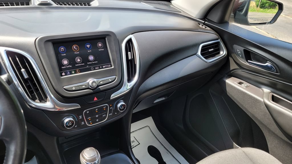 Used 2020 Chevrolet Equinox LT w/ Driver Convenience Package FWD image 21