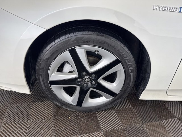 Used 2017 Toyota Prius Three Touring image 26