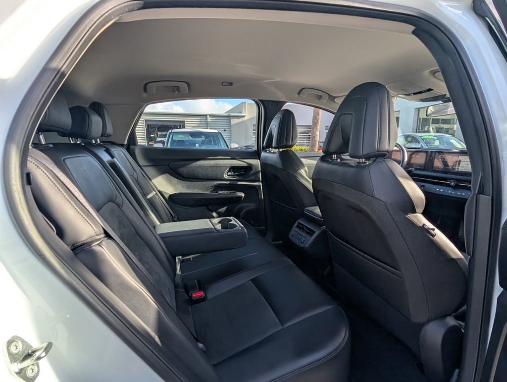 Certified 2024 Nissan Ariya ENGAGE e-4ORCE image 16