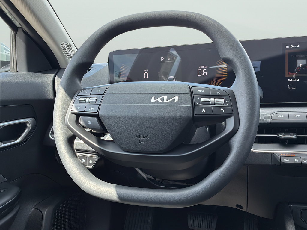 New 2026 Kia K4 FWD image 19