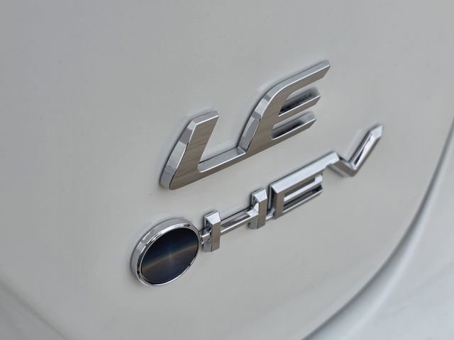 Used 2025 Toyota Corolla LE image 8