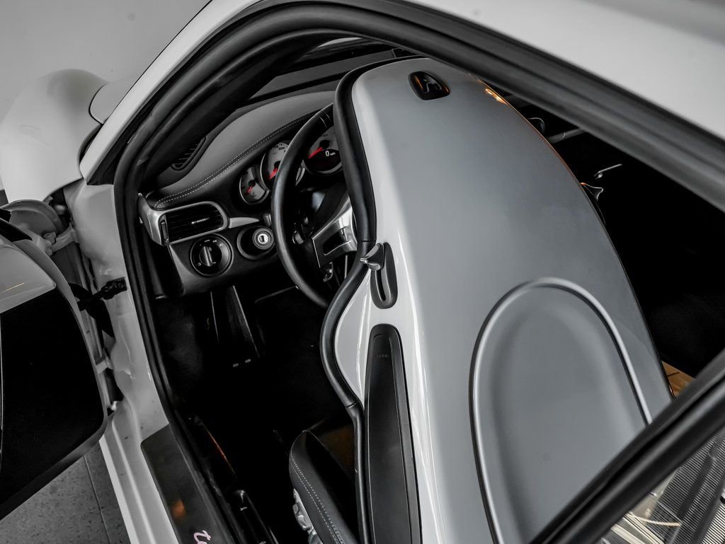 Used 2011 Porsche 911 Turbo AWD/4WD image 5