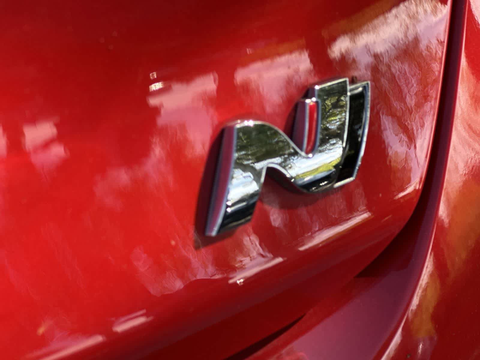 Used 2022 Hyundai Veloster N image 24