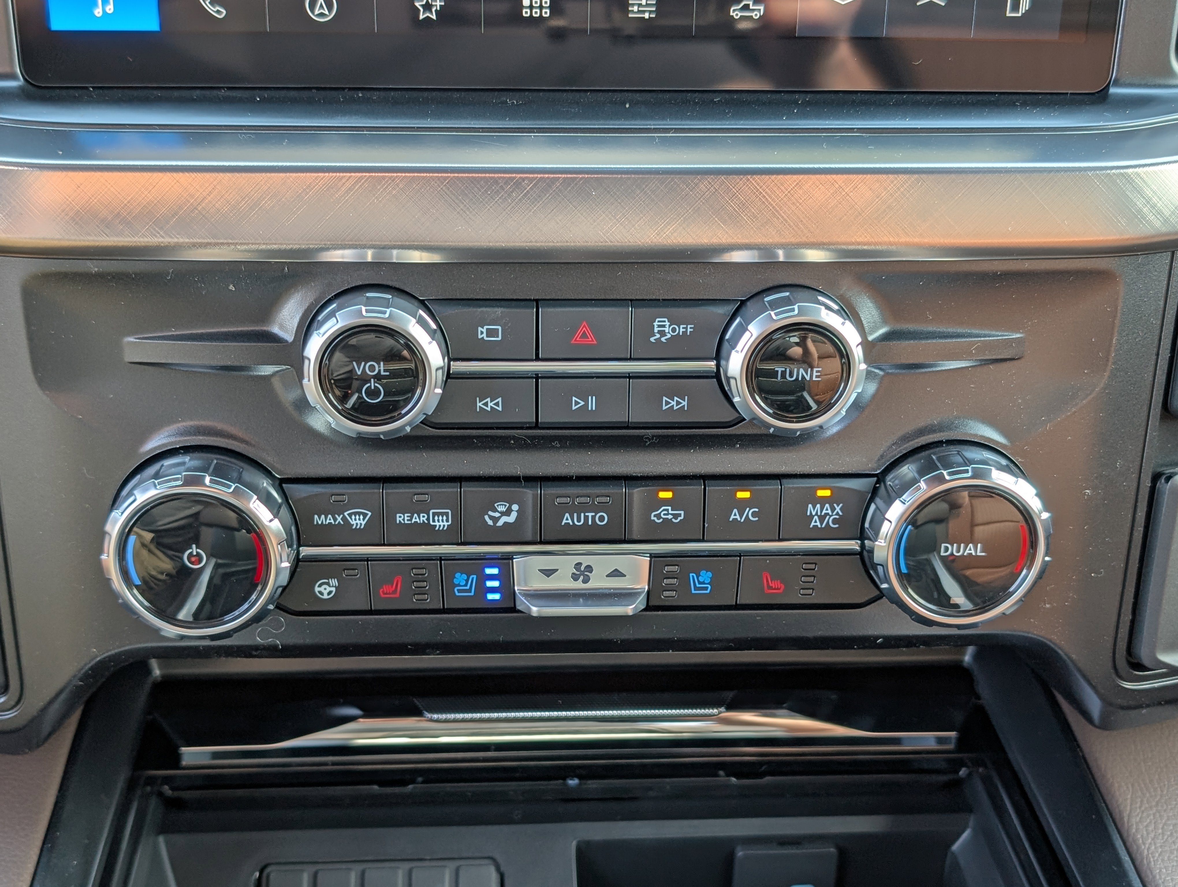 New 2026 Ford F250 King Ranch w/ Chrome Package image 31