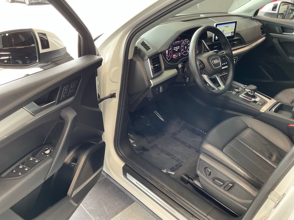 Used 2019 Audi Q5 Prestige AWD/4WD image 9
