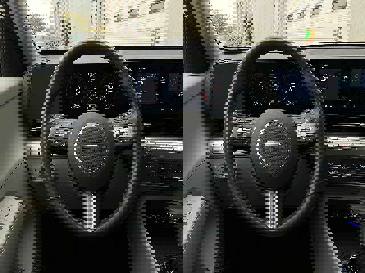 Used 2025 Hyundai Kona SEL image 34