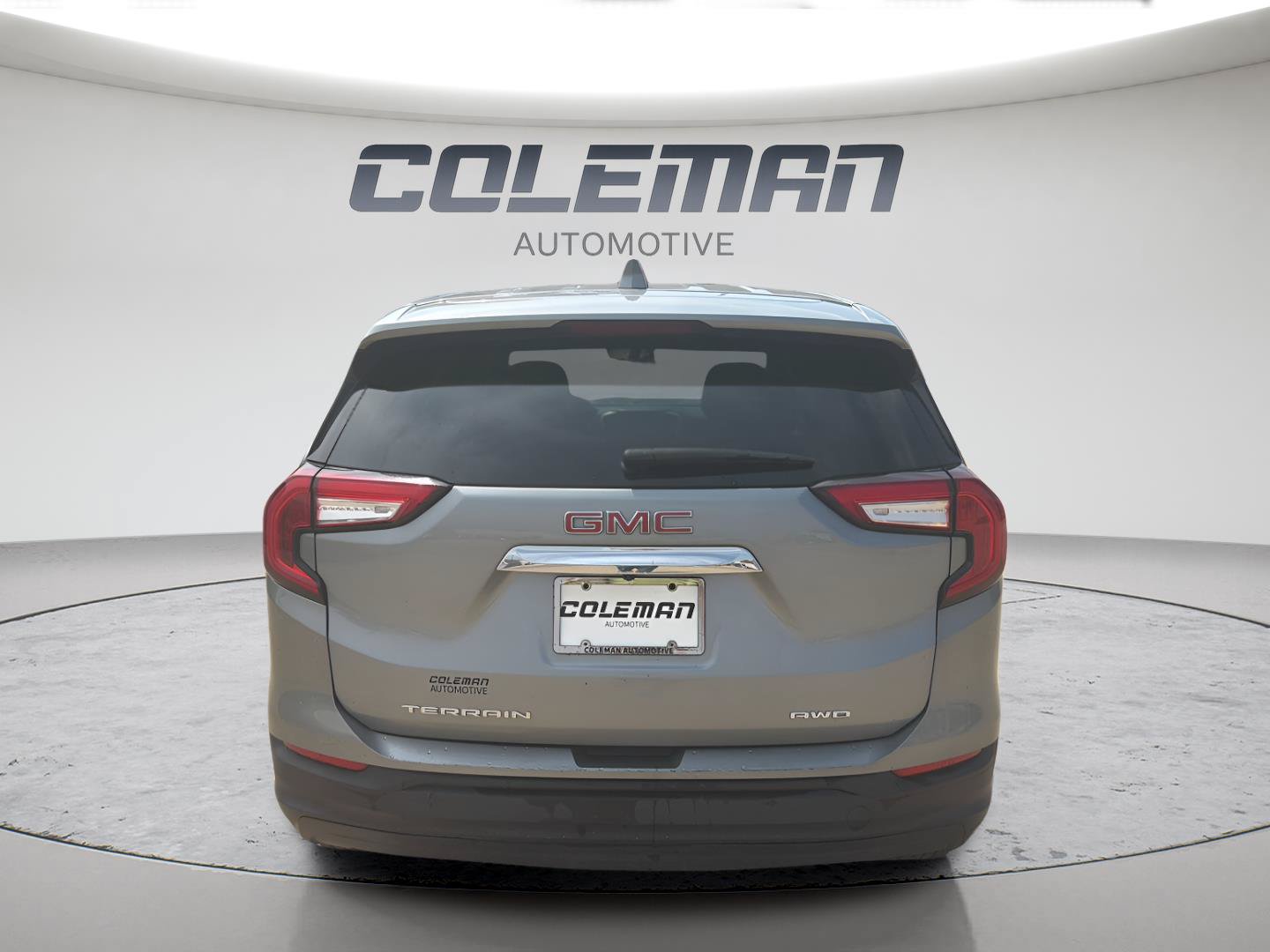 Used 2024 GMC Terrain SLE AWD/4WD image 20