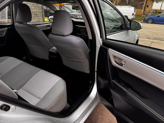 Used 2014 Toyota Corolla LE FWD image 26