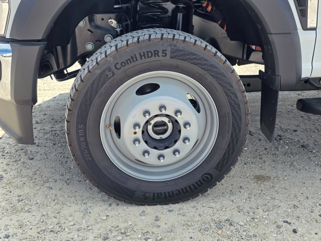 New 2026 Ford F550 4x4 Supercab Super Duty image 22