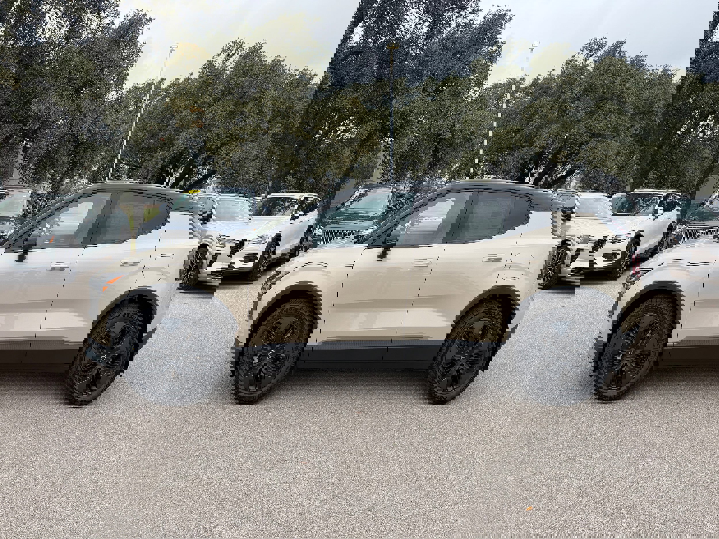 New 2026 Volvo EX30 Cross Country Ultra w/ Protection Package Premier image 3