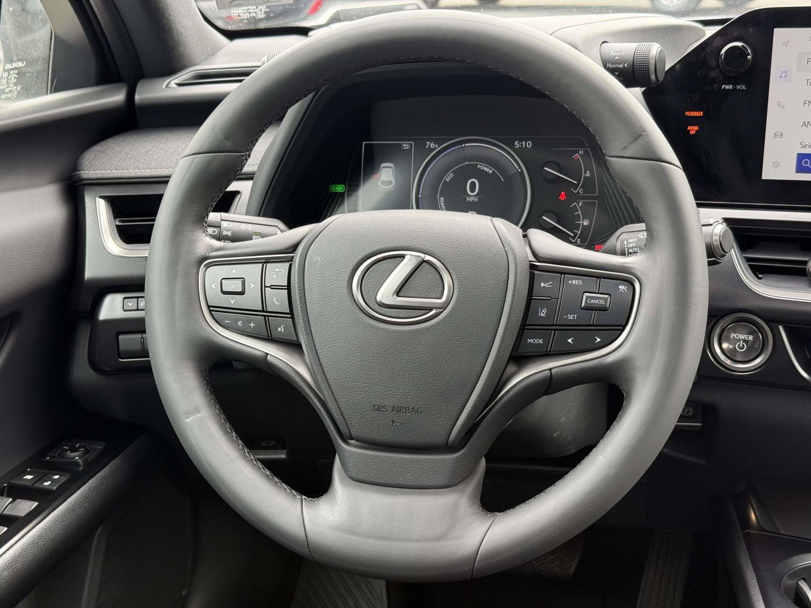 Used 2023 Lexus UX 250h AWD w/ Premium Package image 9